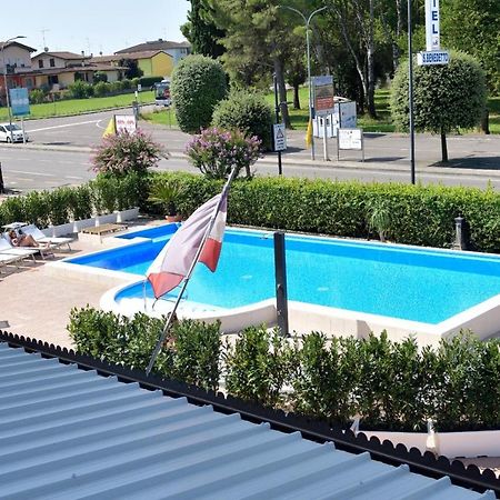 Hotel San Benedetto Peschiera del Garda Extérieur photo