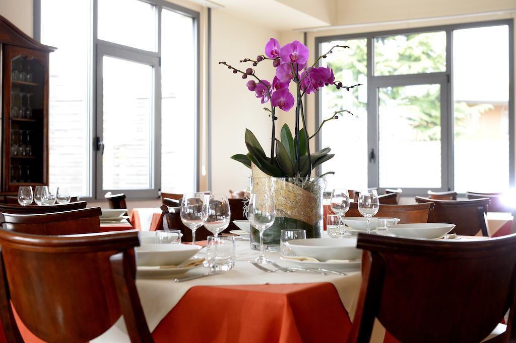 Hotel San Benedetto Peschiera del Garda Extérieur photo