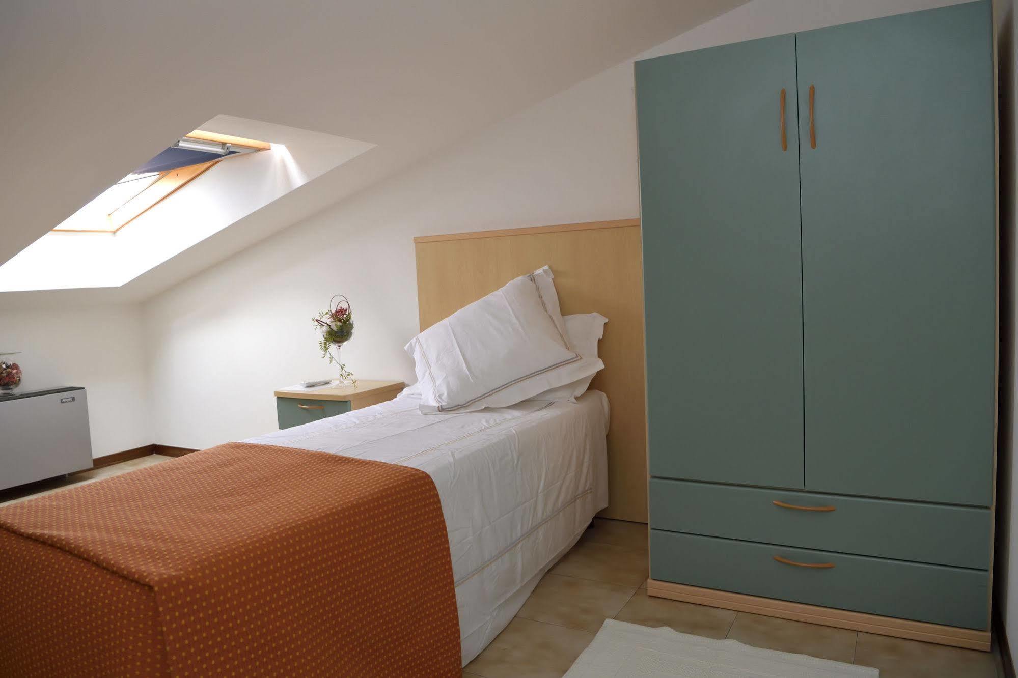 Hotel San Benedetto Peschiera del Garda Extérieur photo